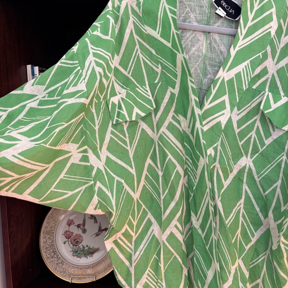 ALEXIS Linen Green and White Patterned Blouse / Tunic - Picture 2 of 7